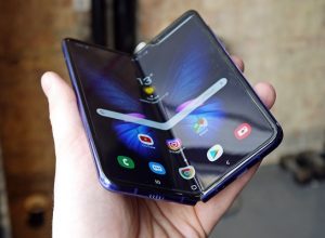 Samsung’un Katlanabilir Telefonu: Galaxy Fold